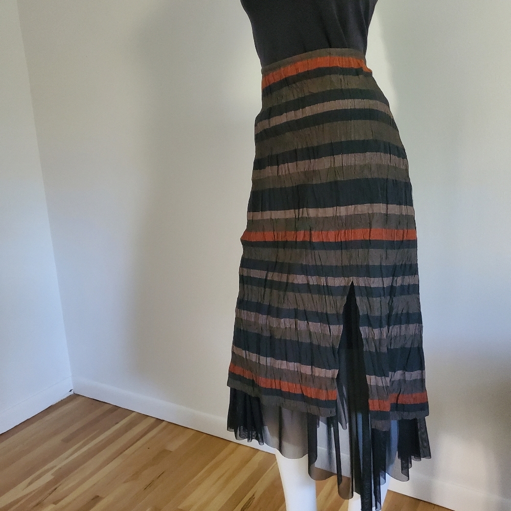 Skirt - Picture 2 of 9